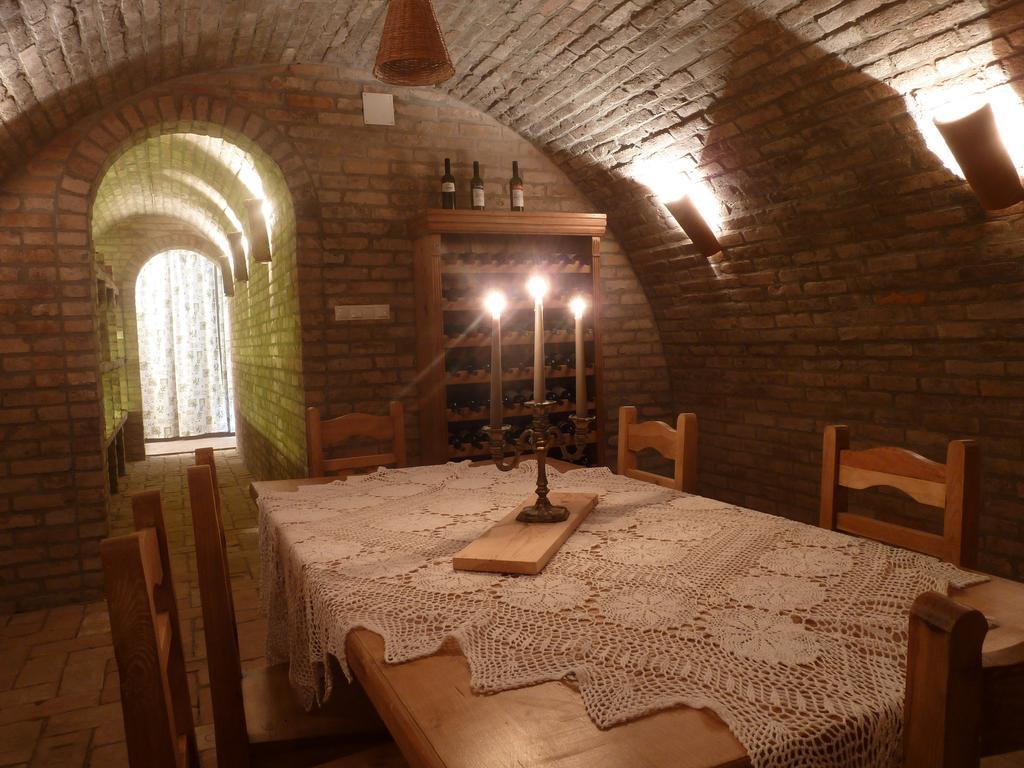 شقة Kaboca Vendeghaz Vác المظهر الخارجي الصورة